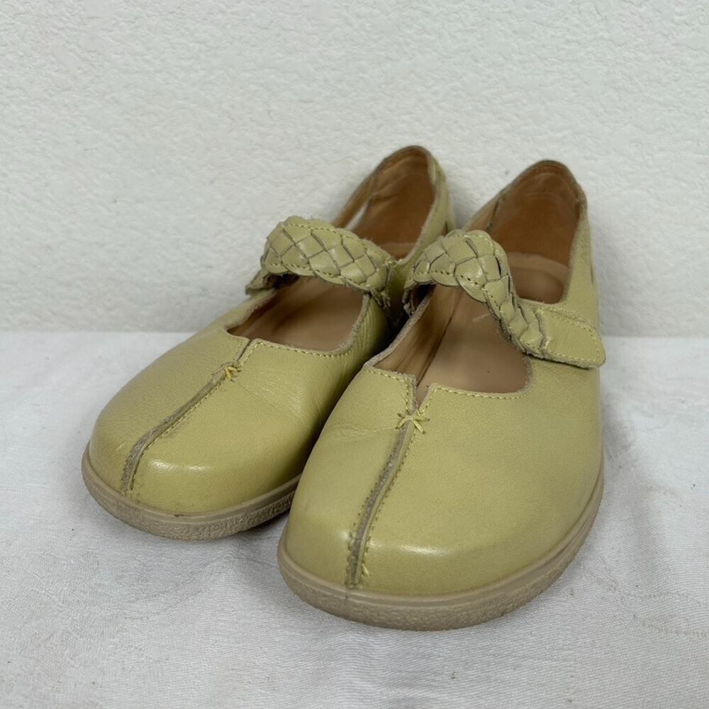 Hotter comfort shoes Womens Sz 8 pale green Mary Jane strap plaited flats
